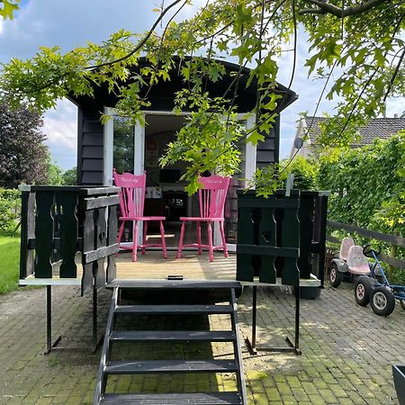 Bed and Breakfast Pipowagen Mamaloe Kesteren Esterno foto